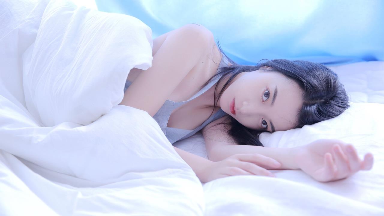 诱人的秘书hd中文字幕bd: 职场中的秘密与魅力